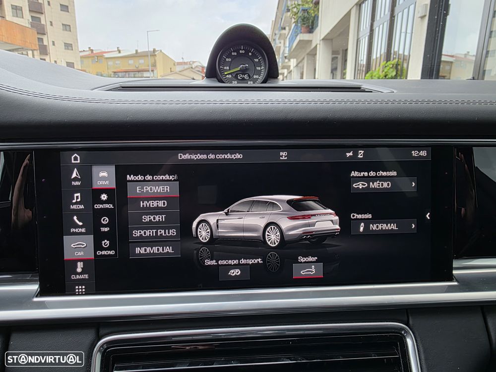 Porsche Panamera Sport Turismo 4 E-Hybrid Platinum Edition PDLS - 29