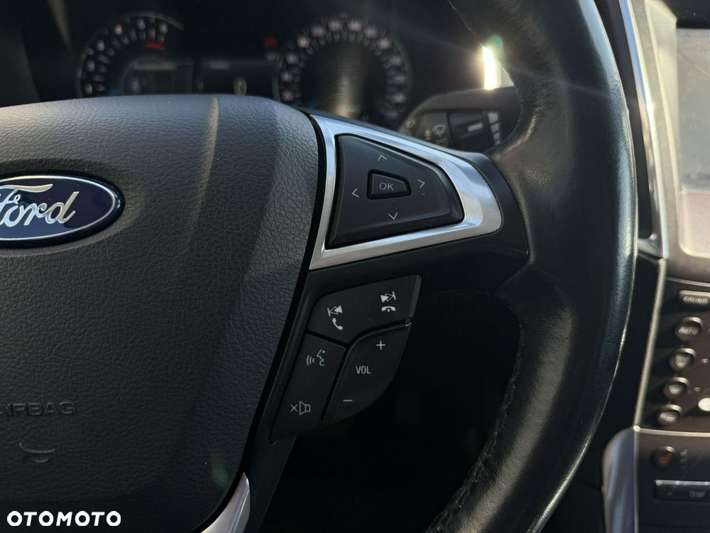 Ford S-Max 2.0 TDCi Titanium PowerShift - 18