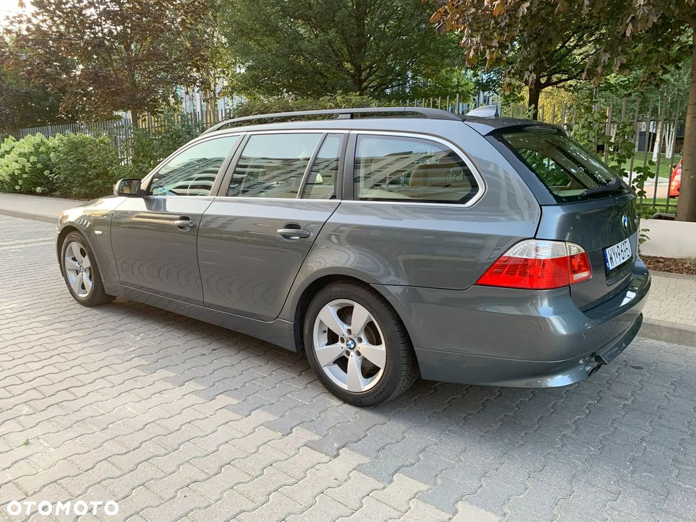 BMW Seria 5 530xi Touring - 7