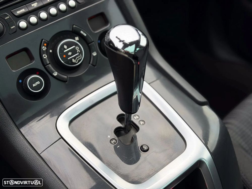 Peugeot 5008 1.6 E-HDi Active 2-Tronic - 2