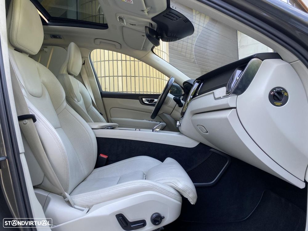 Volvo XC 60 2.0 T8 PHEV Inscription AWD - 8