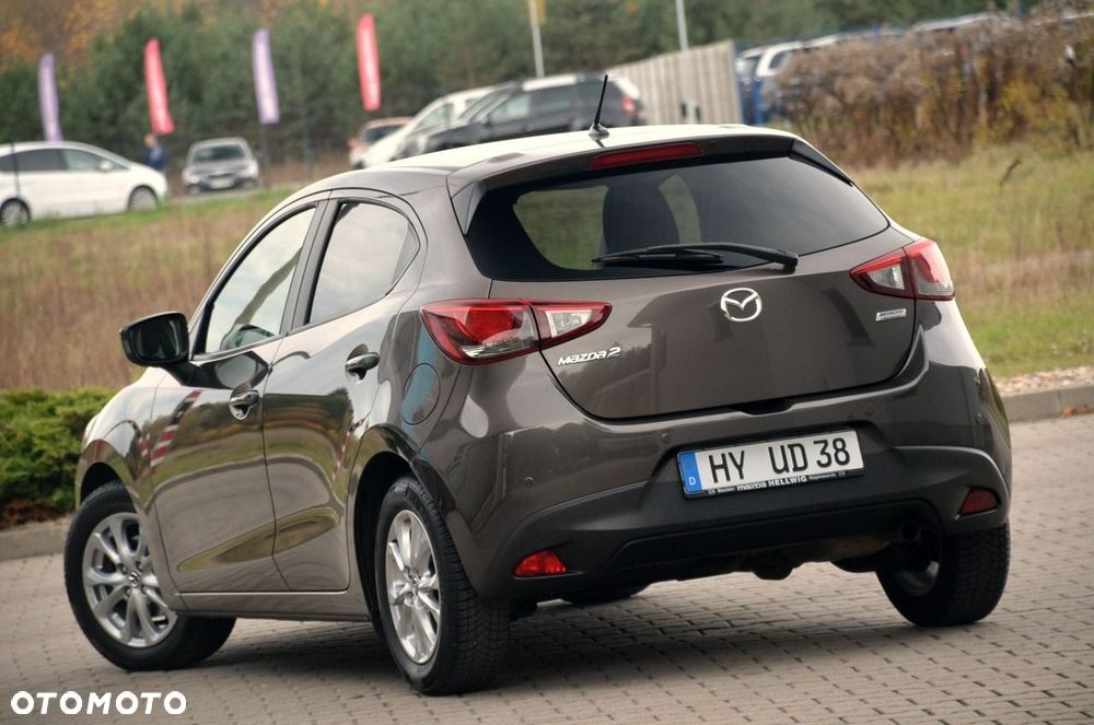 Mazda 2 - 10