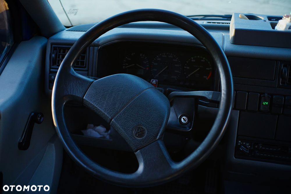 Volkswagen Transporter - 5