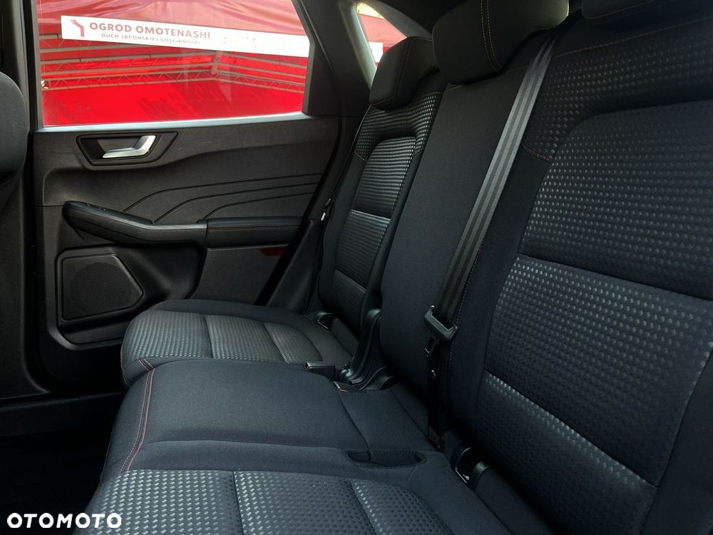 Ford Kuga 1.5 EcoBoost ST-LINE - 33