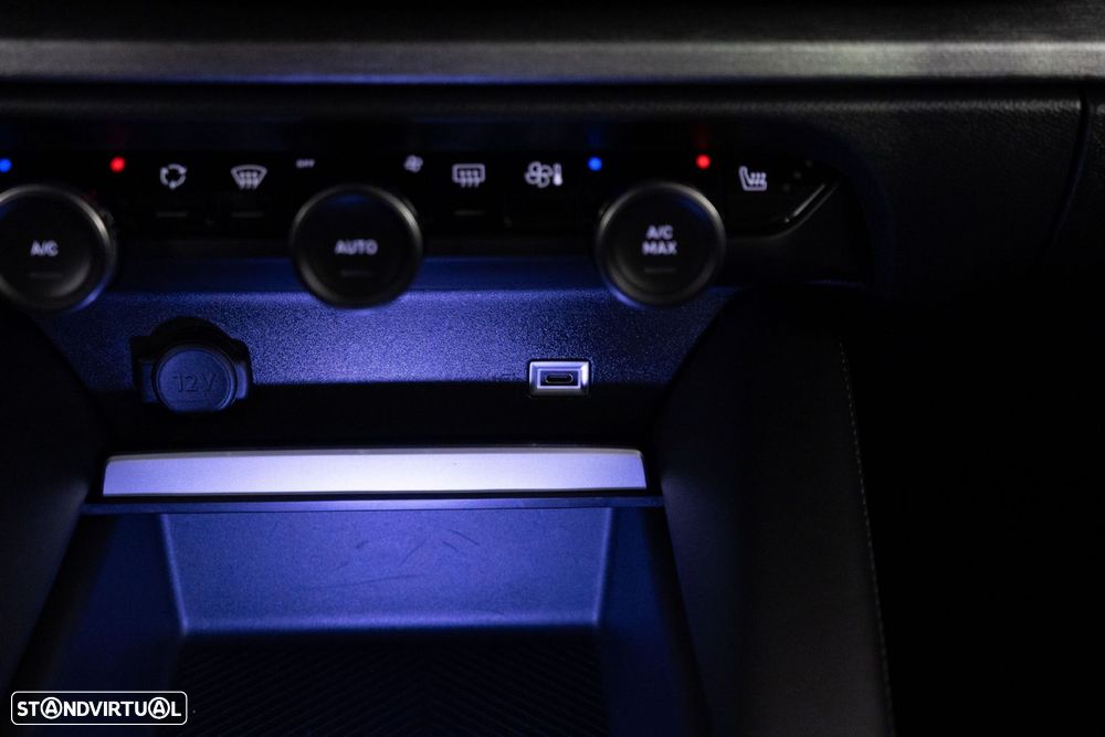 Citroën C5 X 1.6 Hybrid Plus e-EAT8 - 26