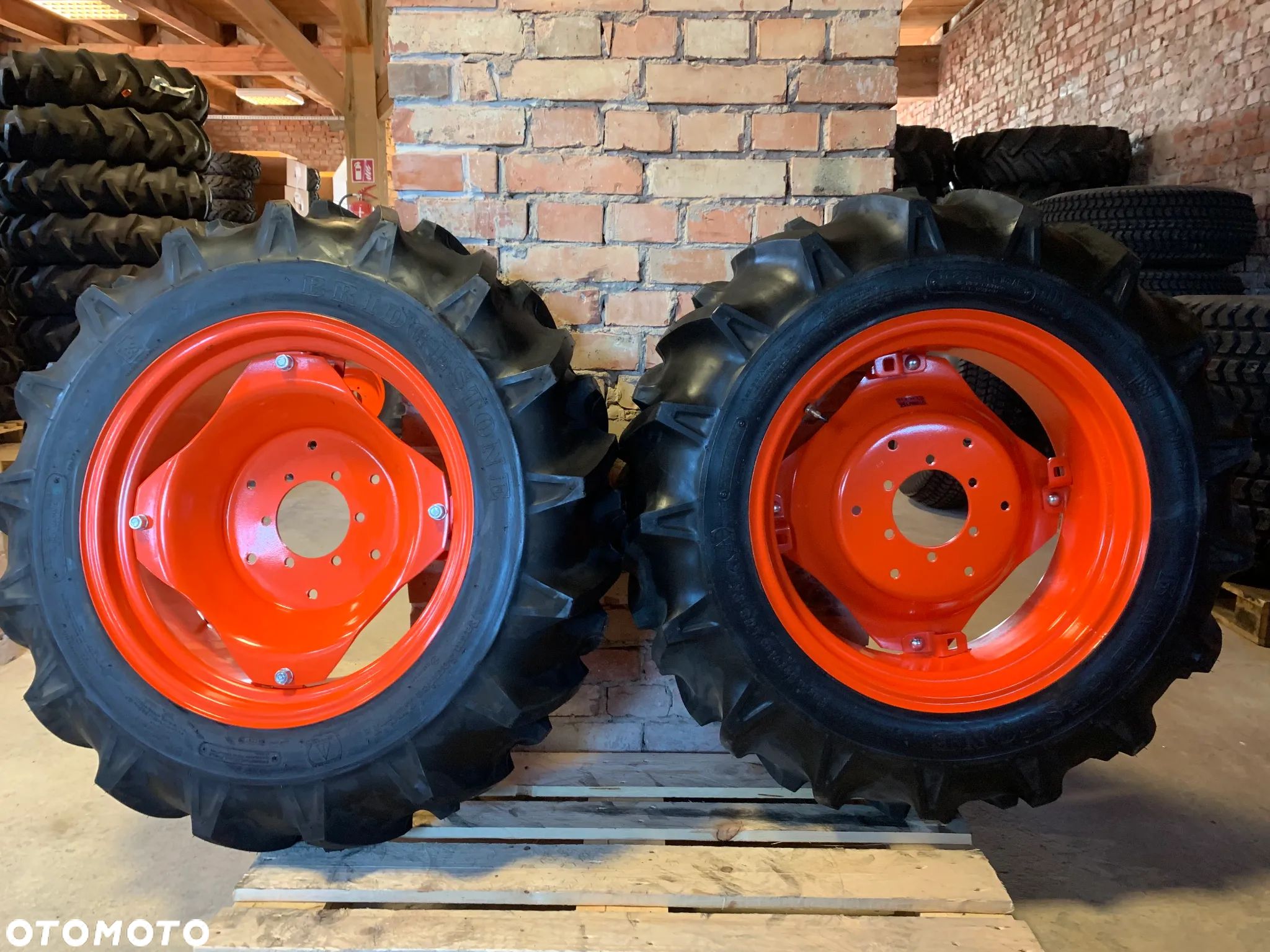 FV 23% Nowa Opona 11,2-24 BRIDGESTONE FARMSERVIS LUG-F odpowiednik  280/85/24 Opona + Felga Kubota Koła - 1