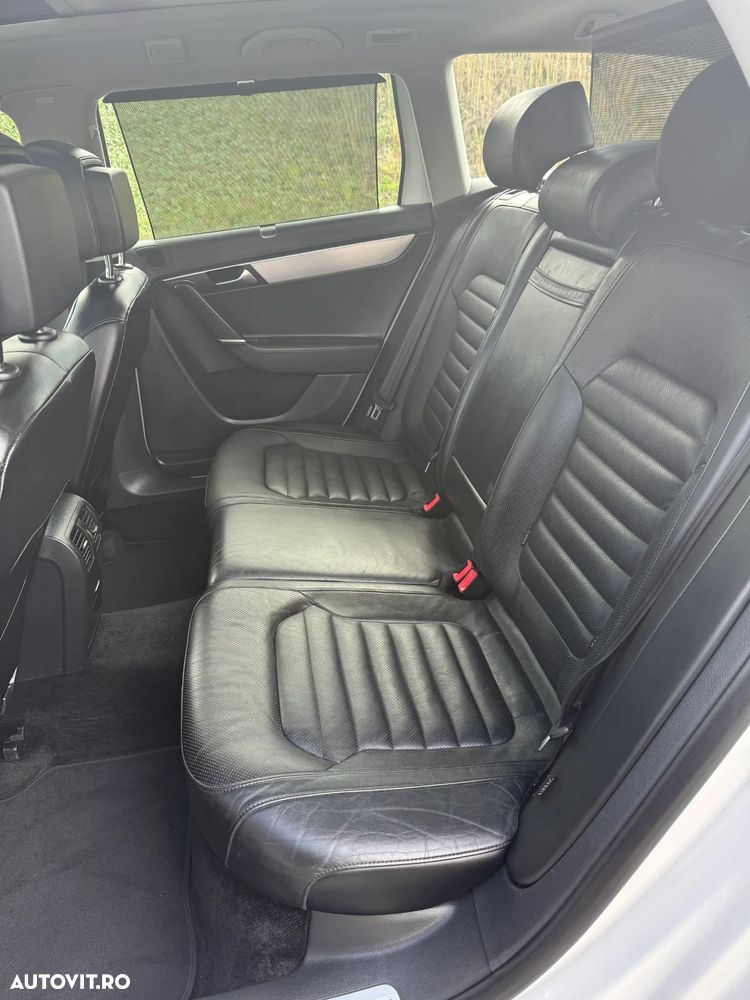 Volkswagen Passat 2.0 TDI DPF R-Line Edition Plus - 17