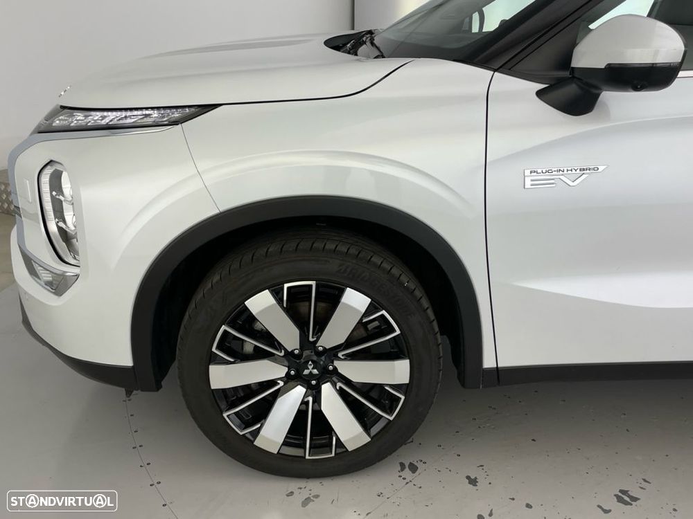 Mitsubishi Outlander 2.4 PHEV Instyle - 18
