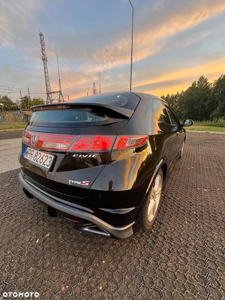 Honda Civic 2.2i-CTDi TypeS + - 11