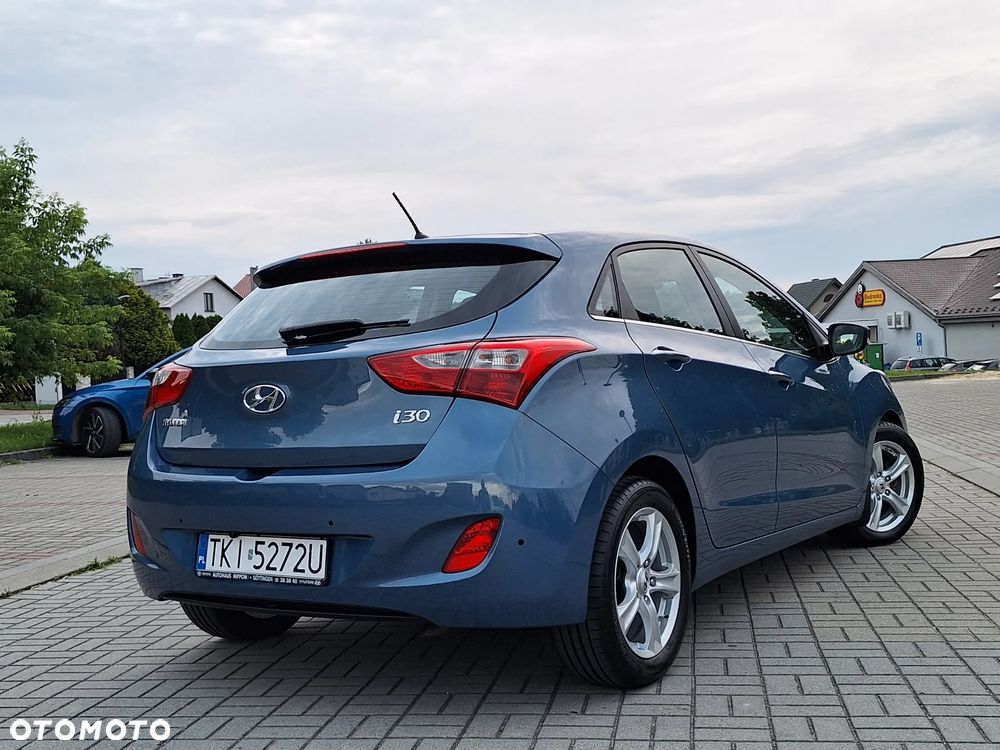 Hyundai i30 blue 1.6 GDI Trend - 34