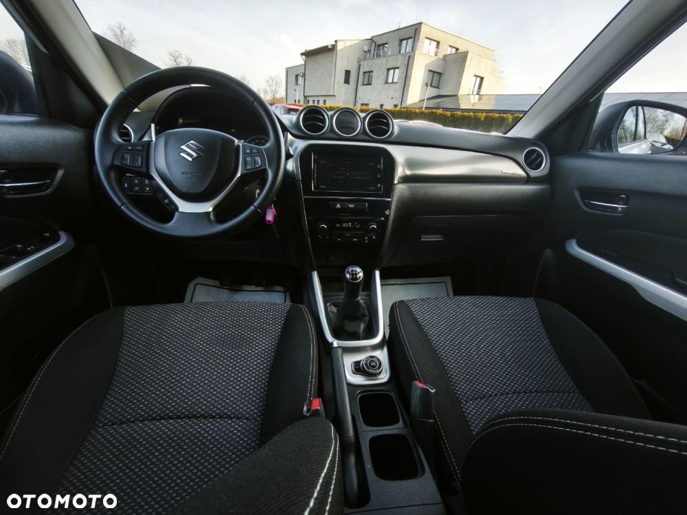 Suzuki Vitara - 8