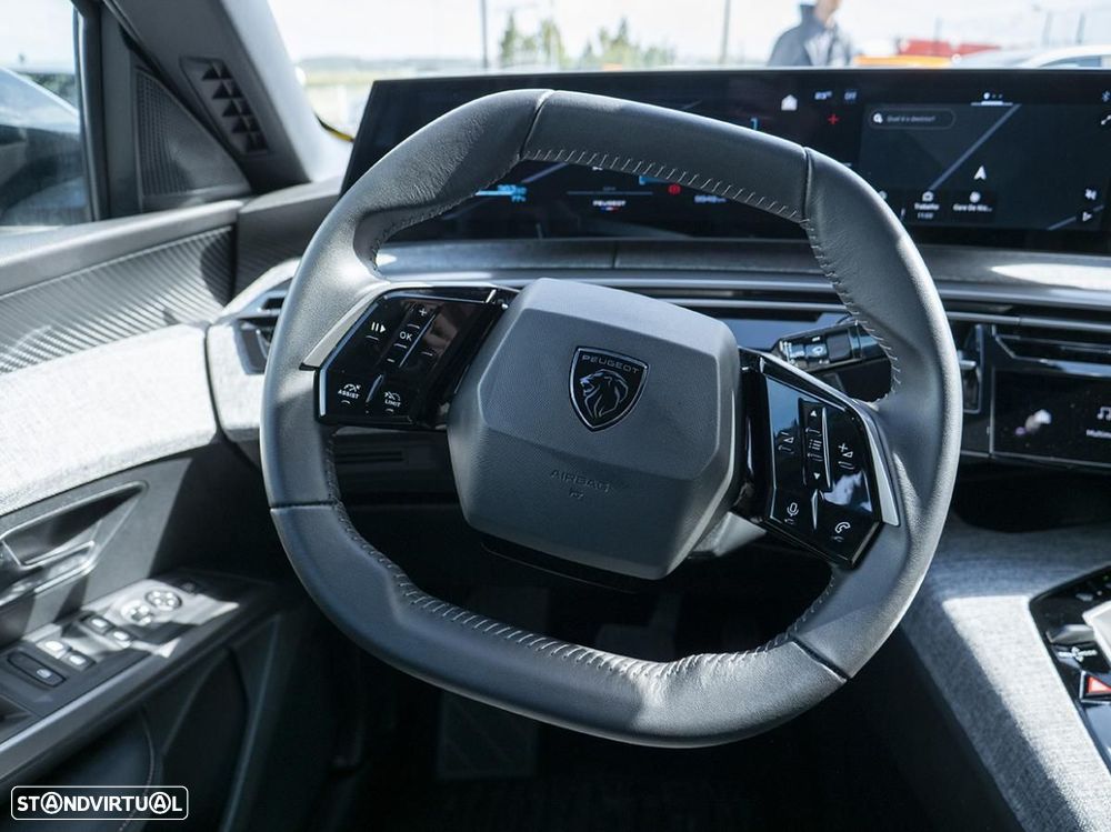 Peugeot E-3008 73 kWh Allure - 30