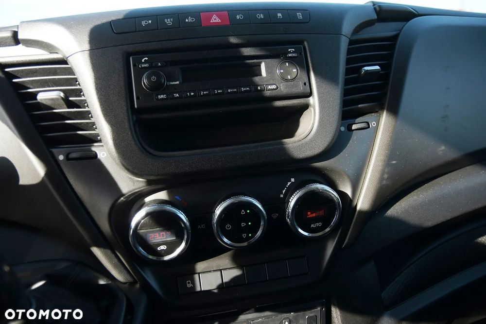 Iveco Iveco 72C17 3,0 170KM bez adblue euro 5 Zanotti Z380 6,1m 12 palet dł -20+20 ładowność 3460kg - 34