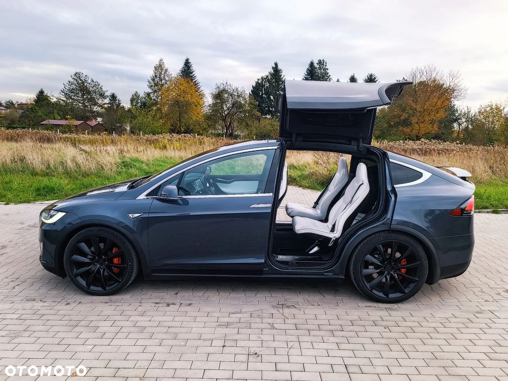 Tesla Model X Performance - 27