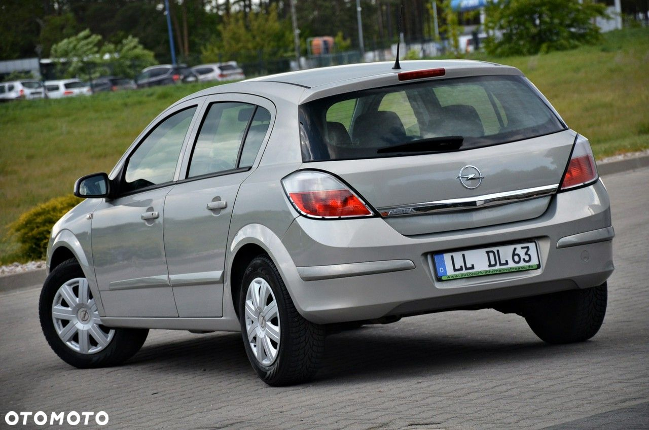 Opel Astra - 8