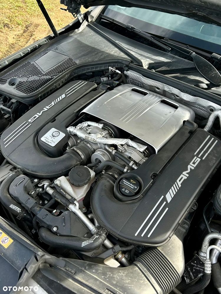 Mercedes-Benz Klasa C AMG 63 - 8