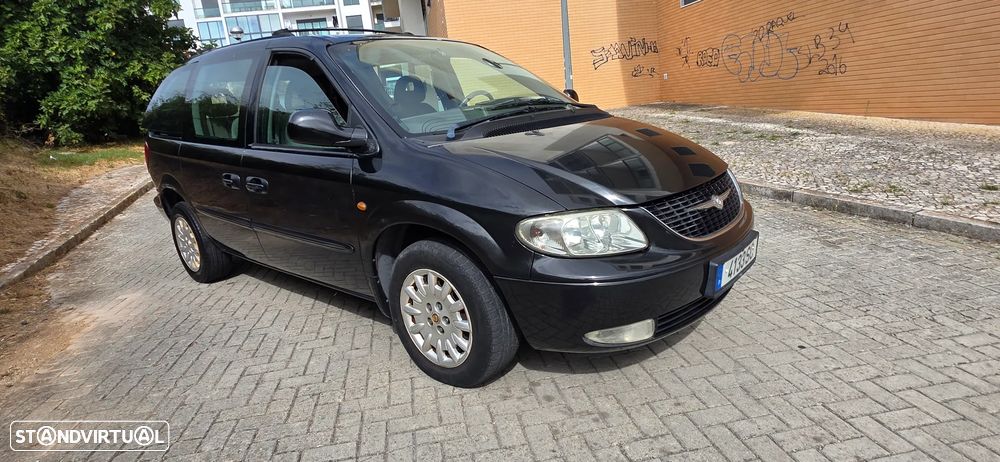 Chrysler Voyager 2.5 CRD LX - 12