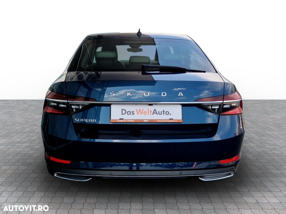SKODA Superb 2023 — imagine 8