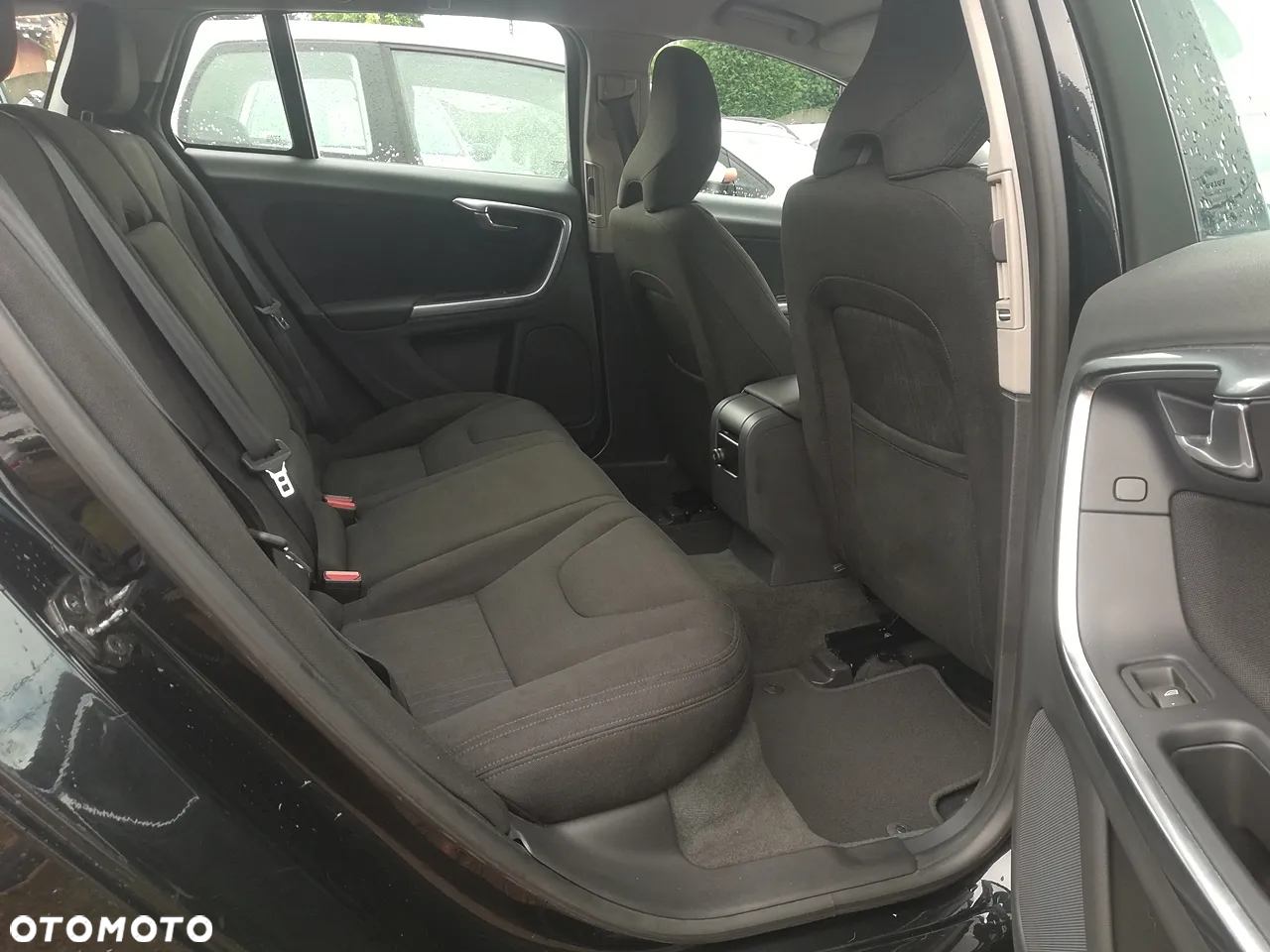 Volvo V60 DRIVe - 9
