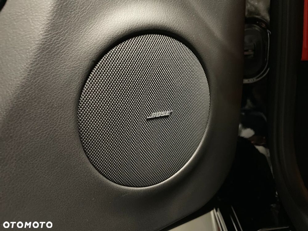 Maserati GranTurismo S Automat - 36