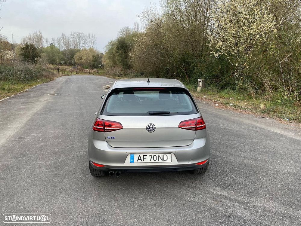 VW Golf - 13