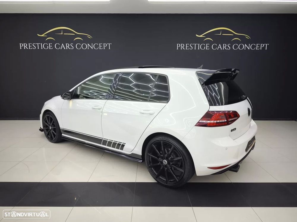 VW Golf 2.0 TDI GTD DSG - 6