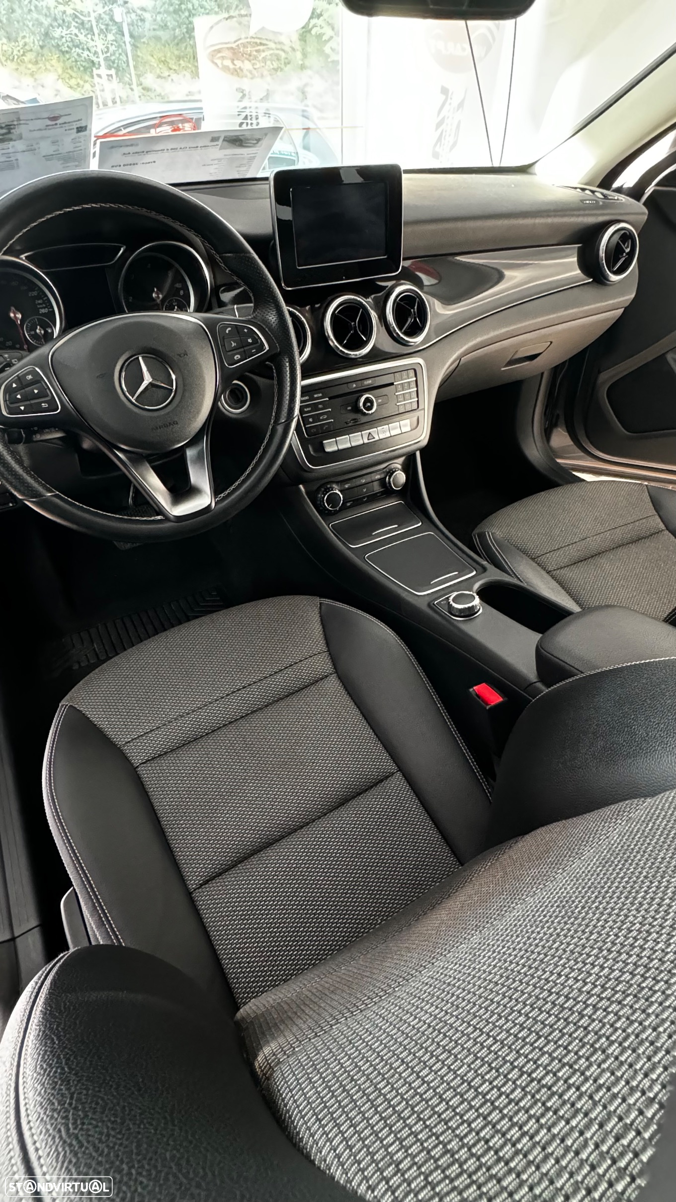 Mercedes-Benz CLA 200 d Shooting Brake Aut. - 18