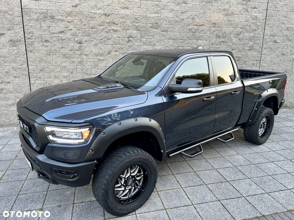 RAM 1500 Crew Cab Shortbed Bighorn - 3