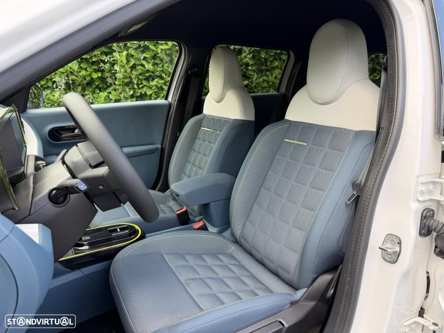 Fiat Grande Panda 1.2 Hybrid La Prima eDCT — fotografia 14
