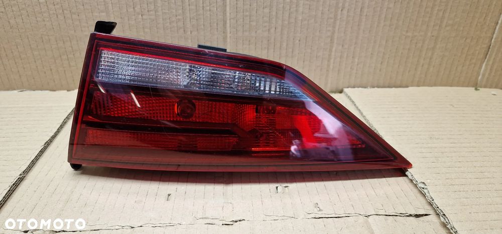 Lampa prawy tył tylna prawa Audi A3 8V 8V5945094G - 4