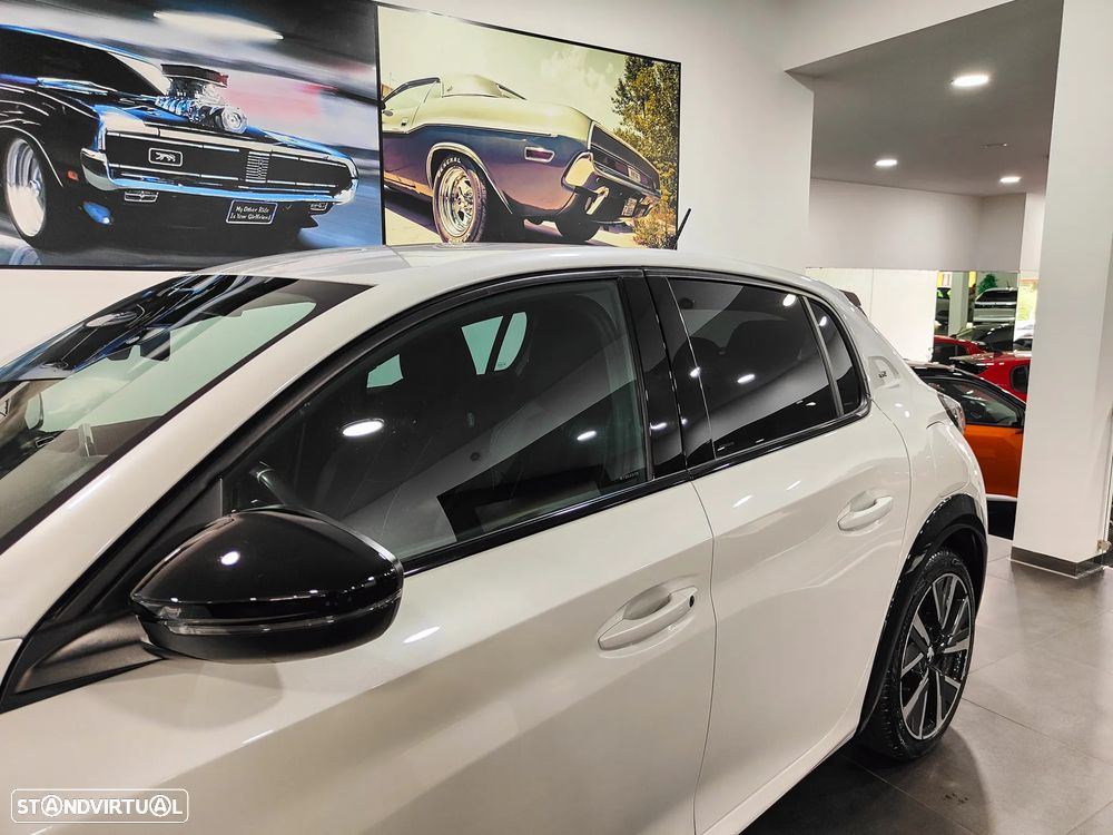 Peugeot 208 1.2 PureTech GT Line - 13