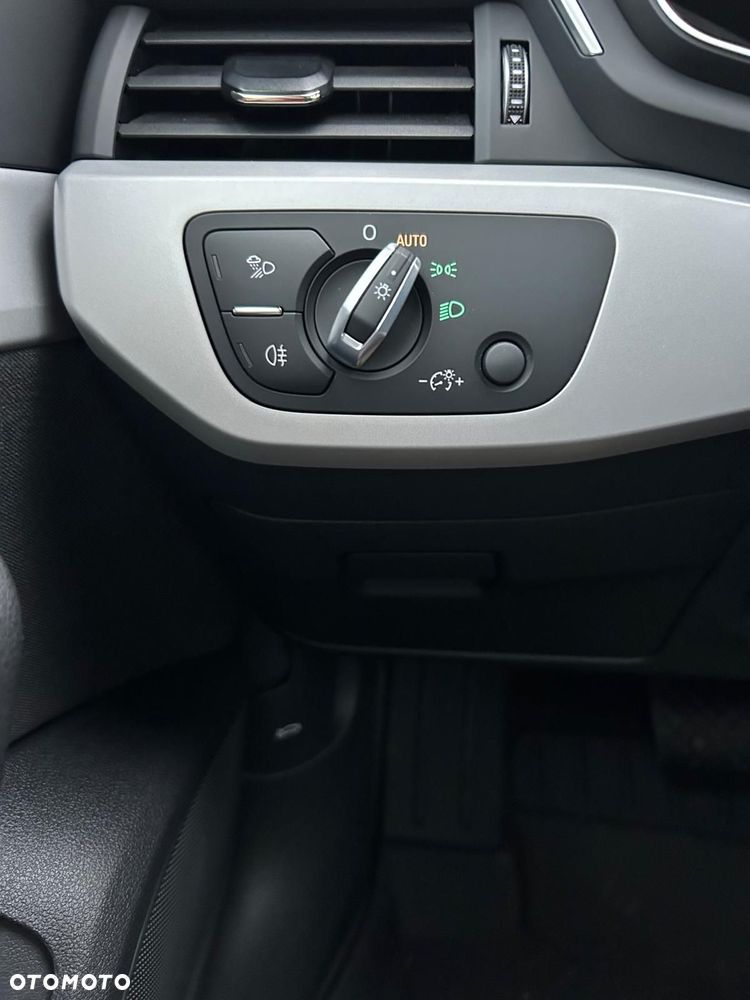 Audi A4 Avant 35 TDI mHEV Advanced S tronic - 12