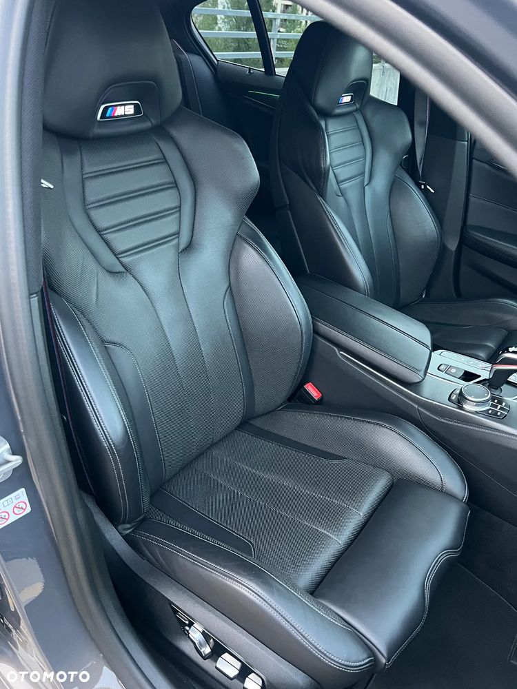 BMW M5 Competition - 25