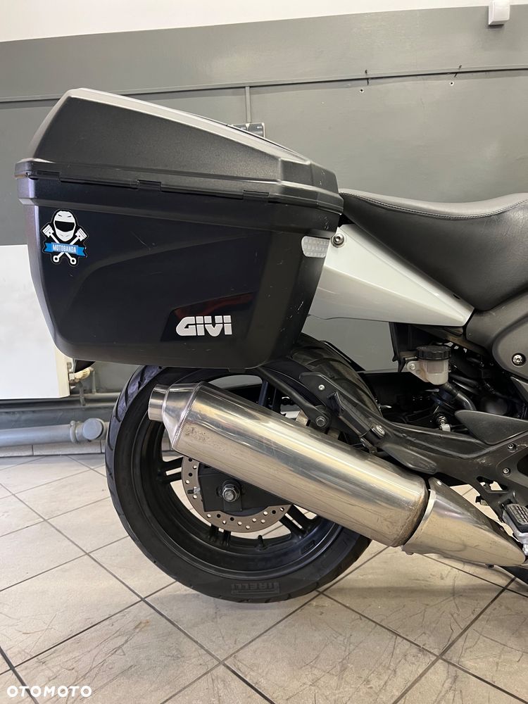 Honda CBF - 10