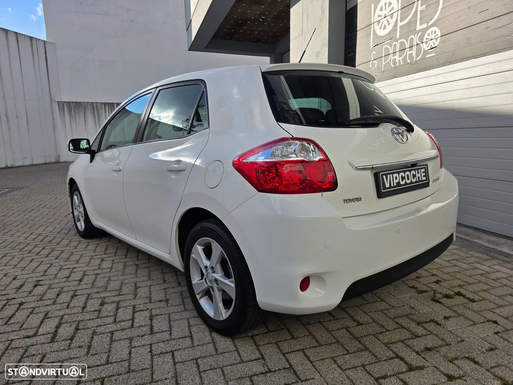 Toyota Auris 1.33 VVT-i Exclusive - 30