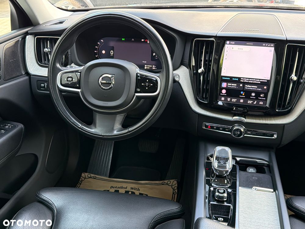 Volvo XC 60 T6 Plug-In Hybrid AWD Inscription - 9
