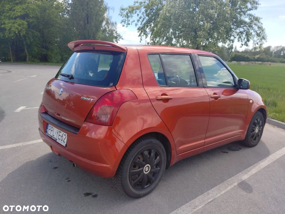 Suzuki Swift - 22