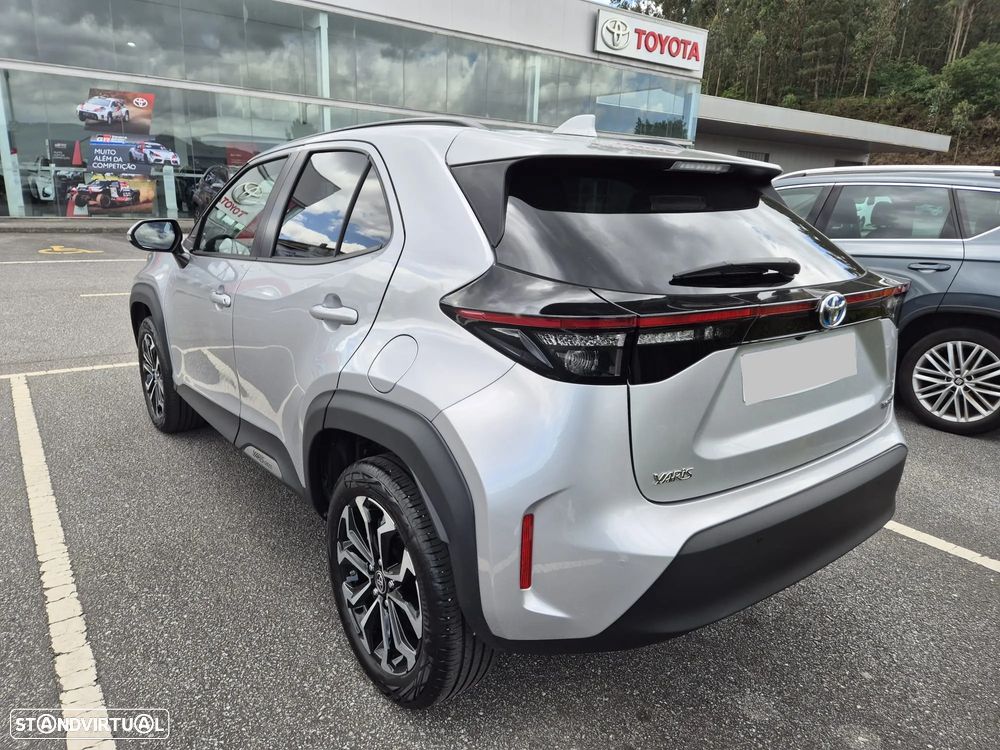 Toyota Yaris Cross 1.5 HDF Luxury - 2