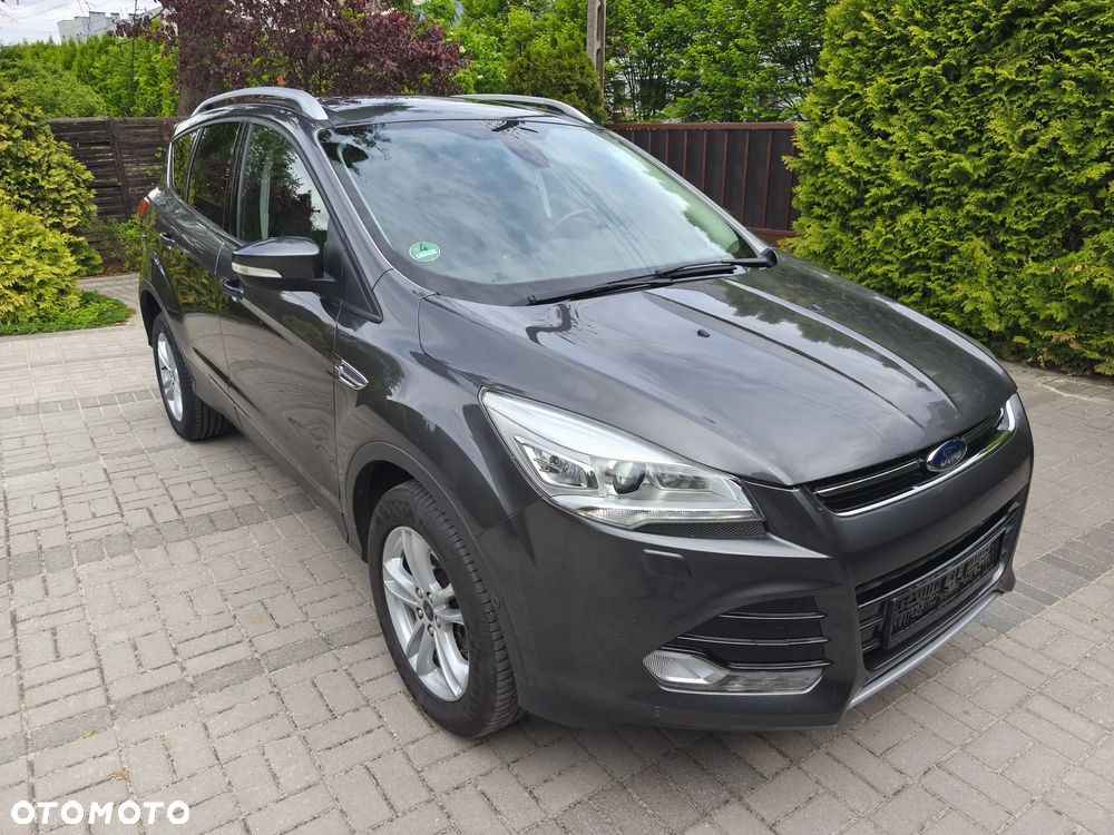 Ford Kuga 2.0 TDCi 2x4 Titanium - 1