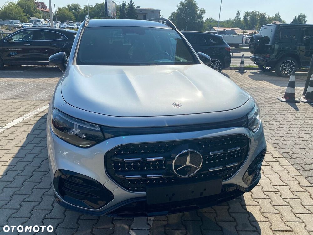 Mercedes-Benz GLB - 6