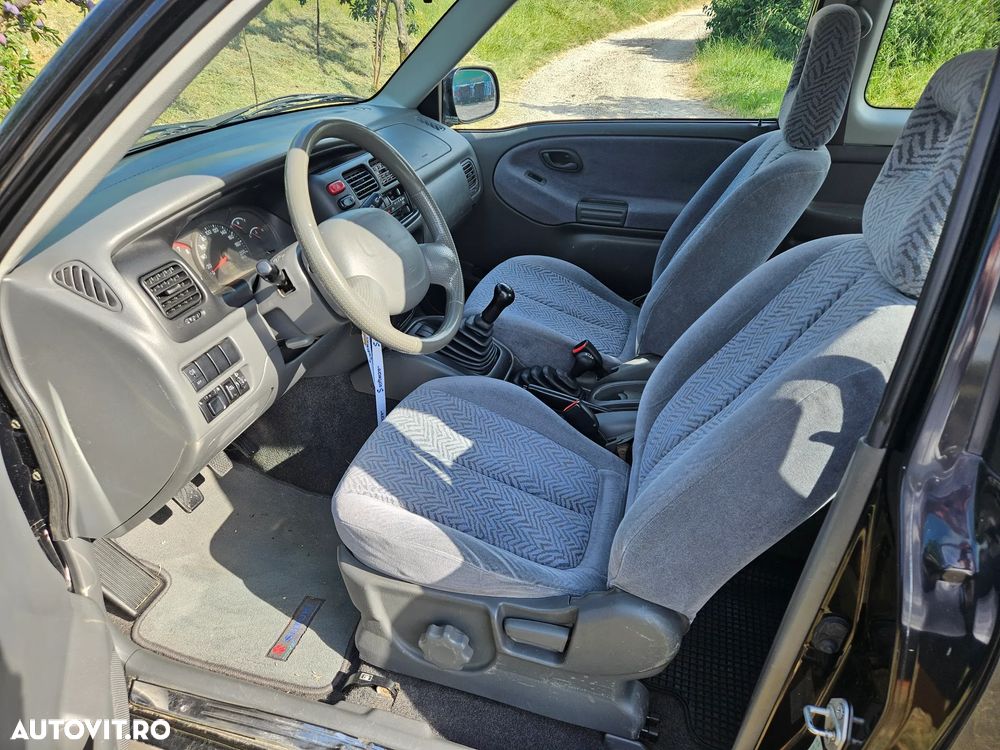 Suzuki Vitara - 7