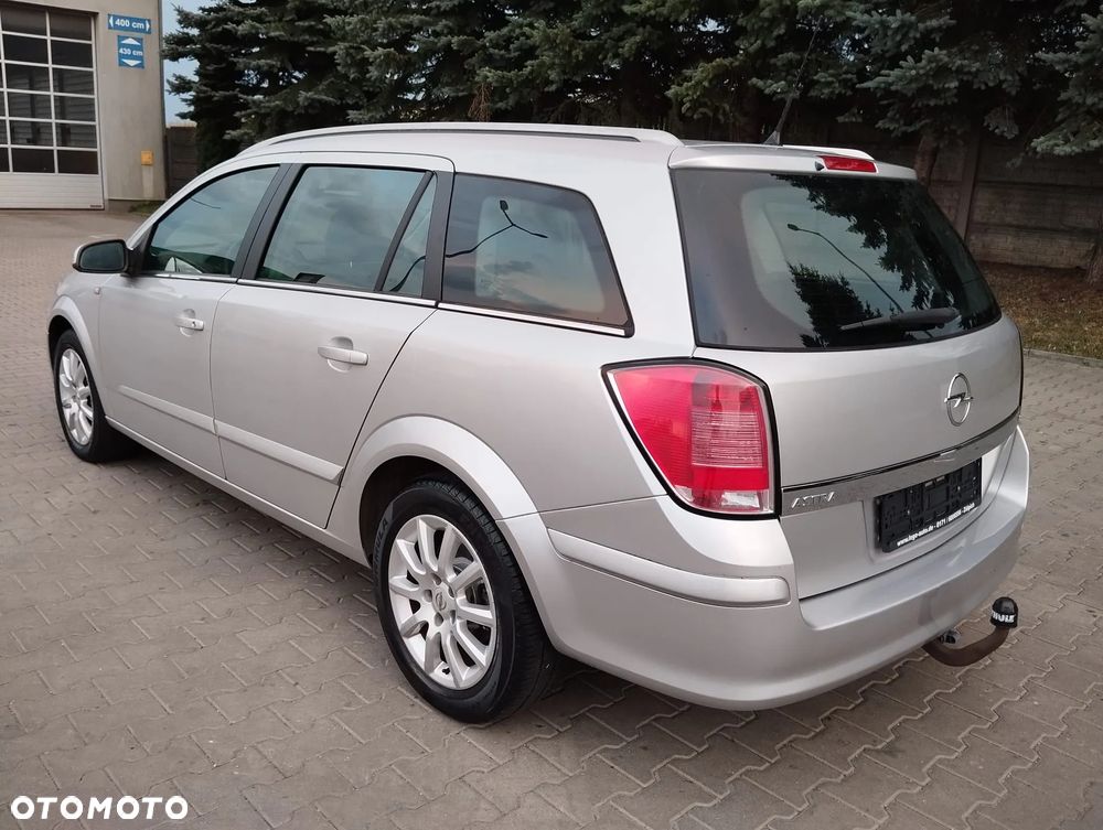 Opel Astra 1.8 Caravan - 2