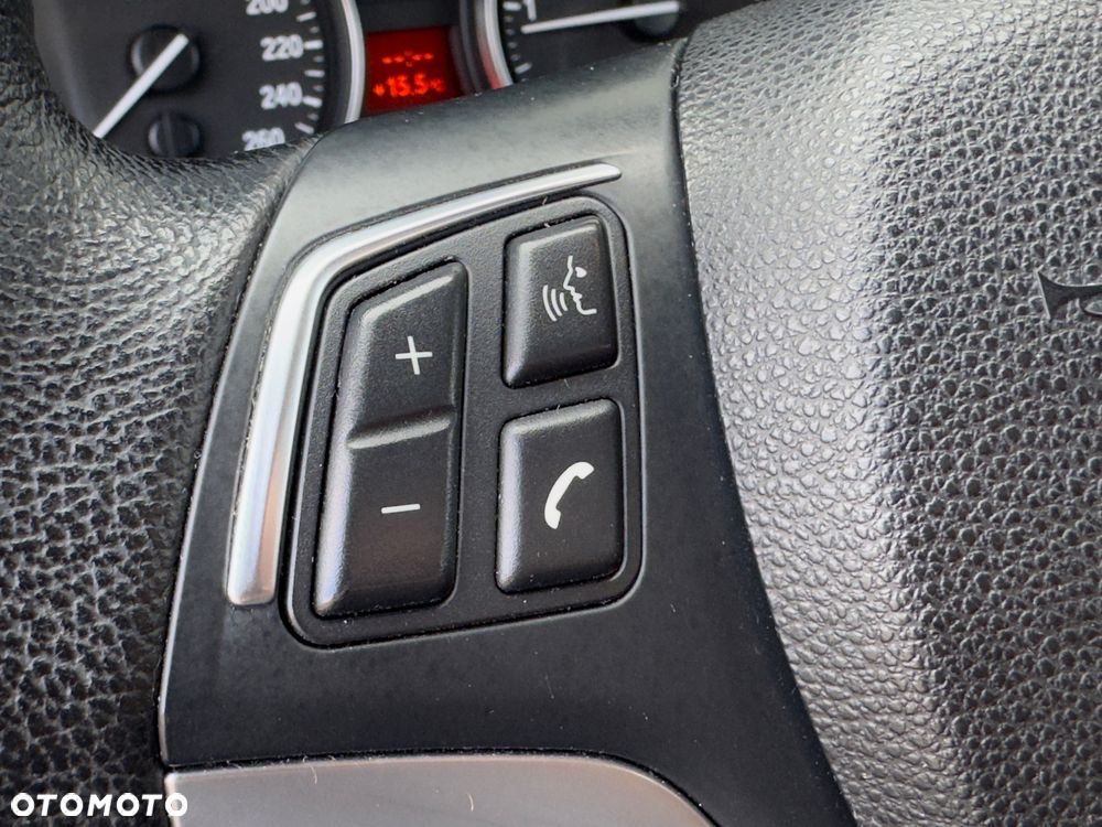 BMW X1 sDrive18d xLine - 25