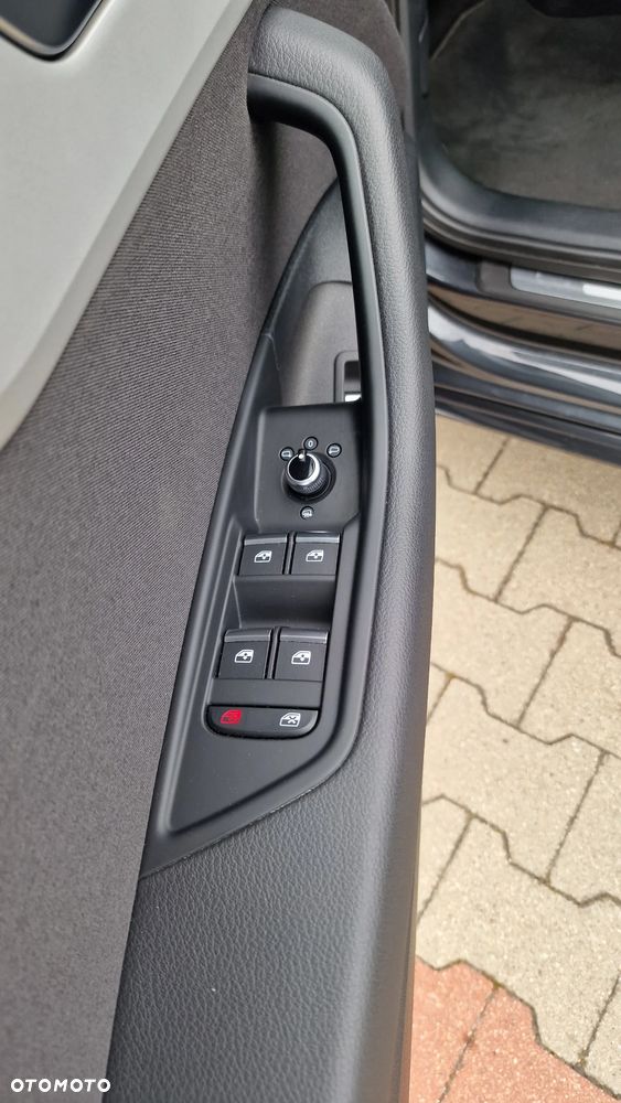 Audi A4 Limousine 35 TFSI mHEV Advanced S tronic - 22