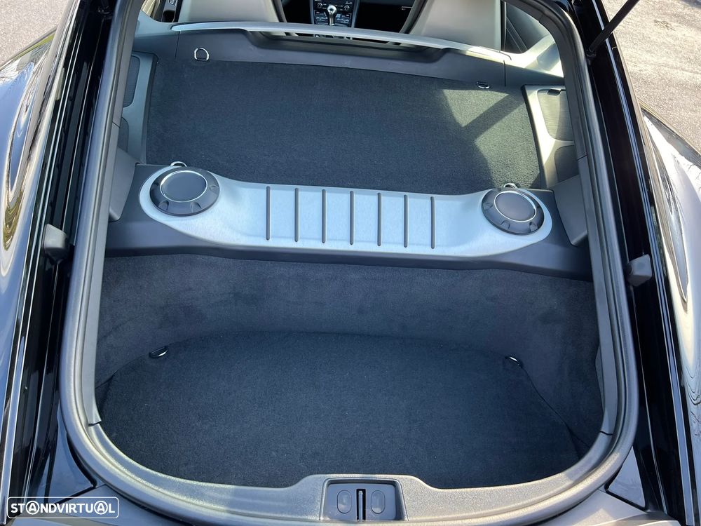 Porsche 718 Cayman T - 11