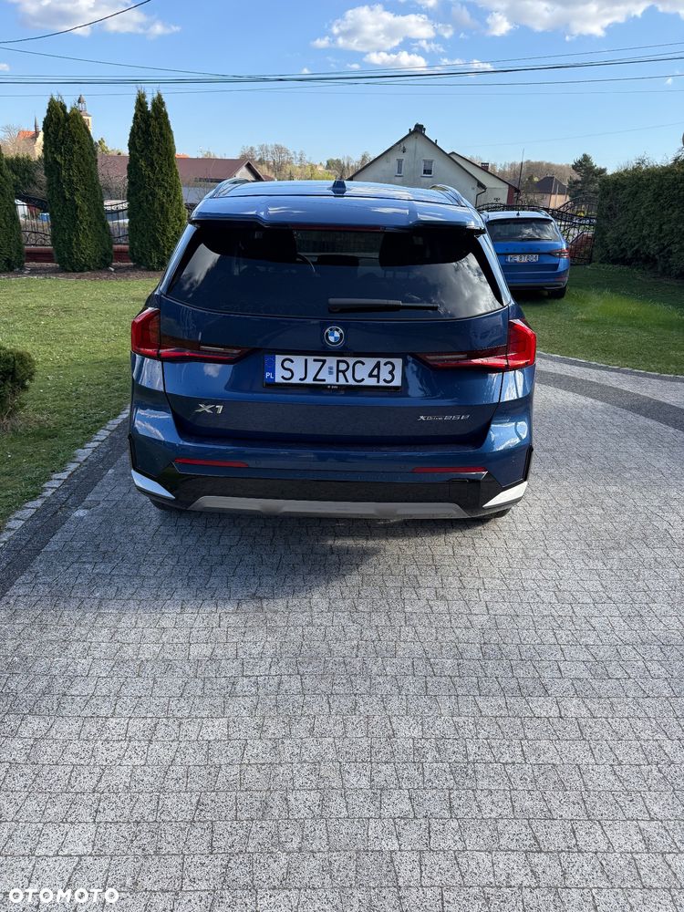 BMW X1 xDrive25e xLine - 8