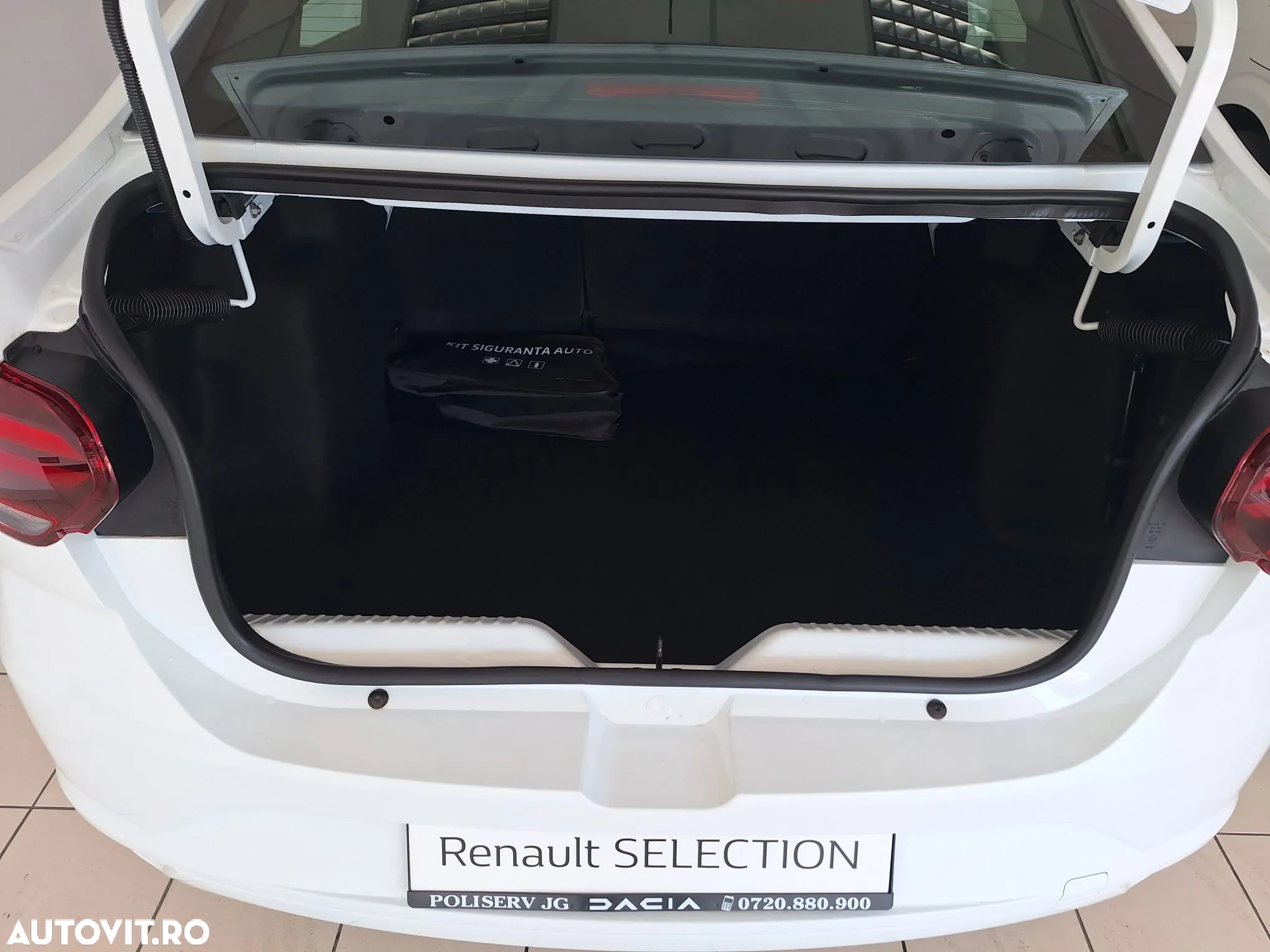 Dacia Logan ECO-G 100 Essential - 5