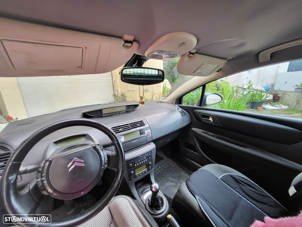 Citroën C4 - 10