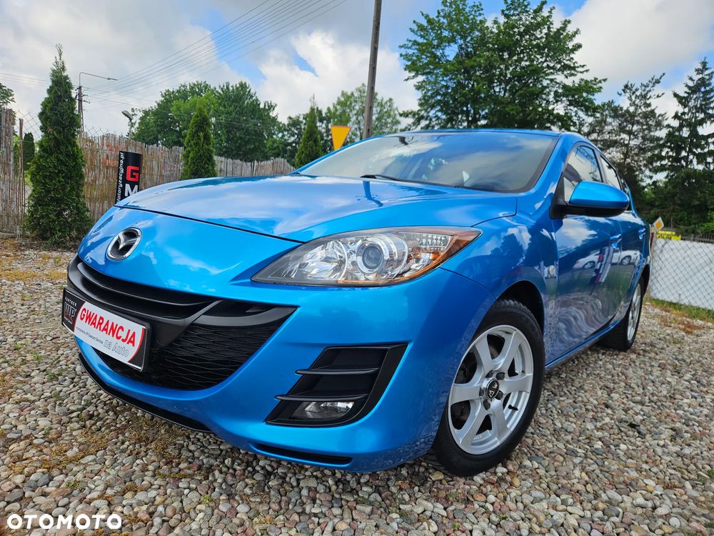 Mazda 3 1.6 Active + - 2