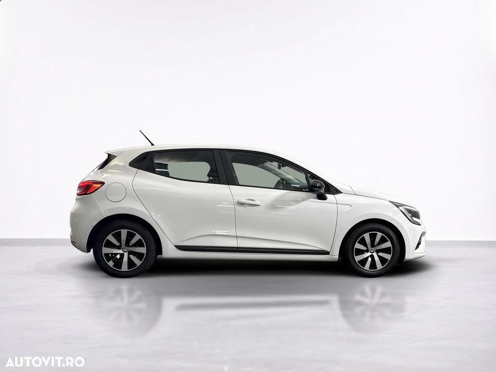Renault Clio - 7